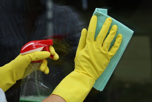 Domestic cleaning service in TW9 for local homes and flats