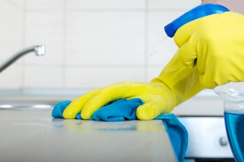 Commercial one-off cleaning in a TW9 office or workspace