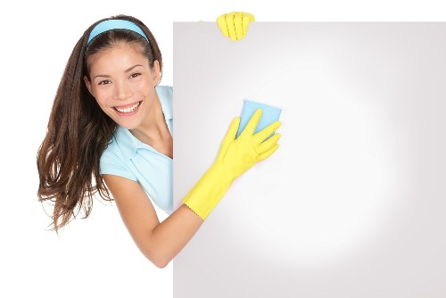 Clearing furniture and household items from a flat in TW9